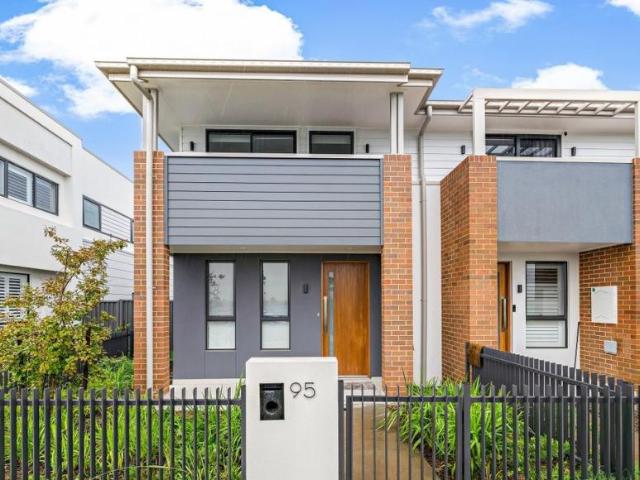 House for sale in Marsden Park Ultimo Place Trade Centre, Sydney