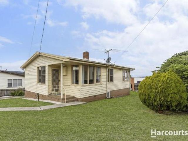 House for rent in Mayfield, Launceston