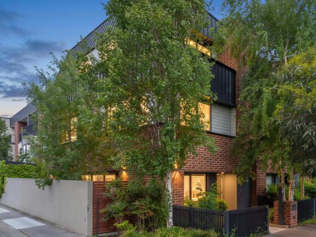 House for sale in McKinnon, Melbourne