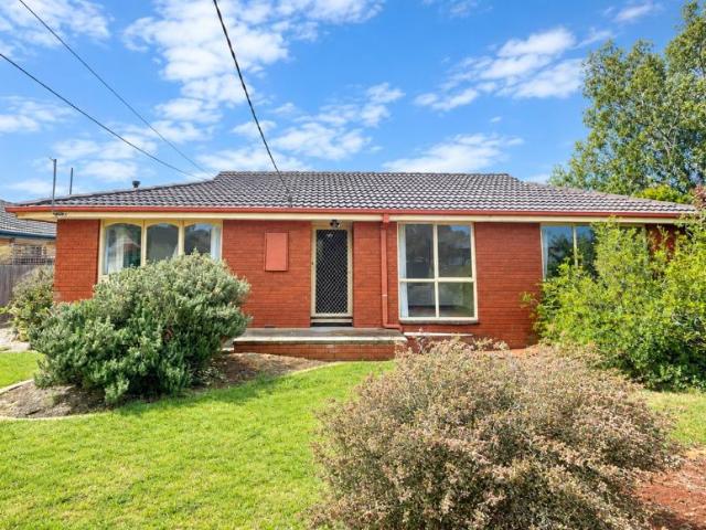 House for rent in Melton South, Melbourne