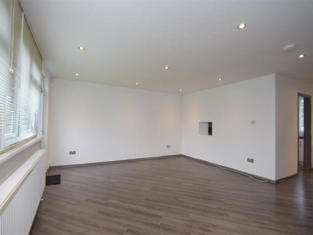 House for rent in Pinner, Greater London
