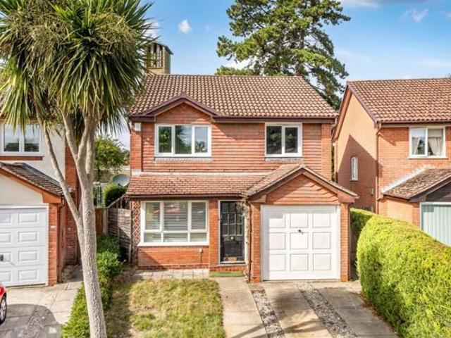 House for sale in Littlecote, West Sussex