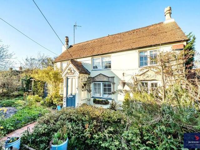 House for sale in Newton Longville, Buckinghamshire