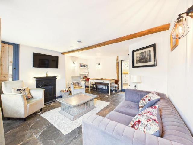 House for rent in Fossebridge, Gloucestershire