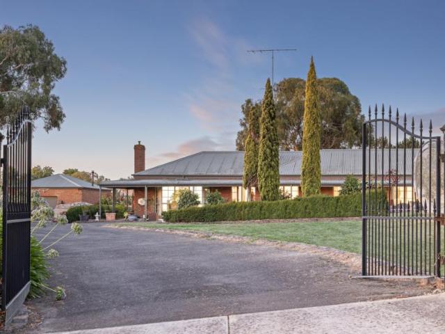 House for sale in Mount Pleasant, Ballarat