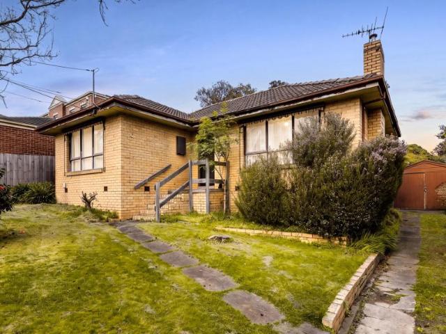 House for sale in Mount Waverley, Melbourne