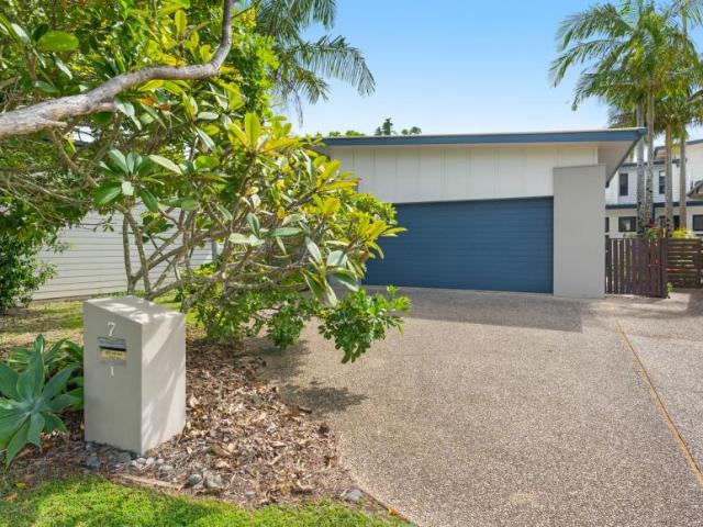 House for sale in Catalina Shores, Sunshine Coast Regional