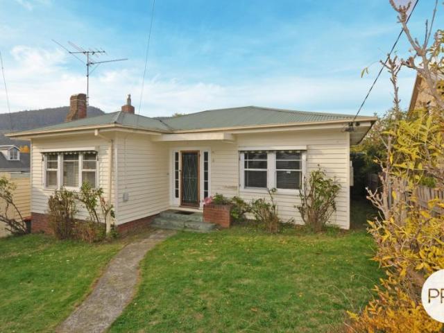 House for sale in New Norfolk, Derwent Valley