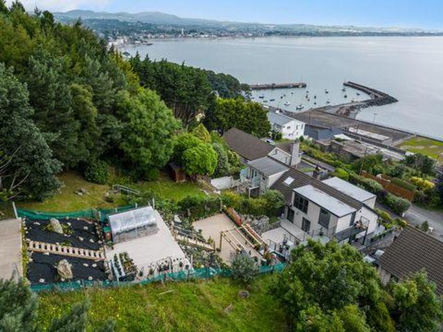 House for sale in Newcastle