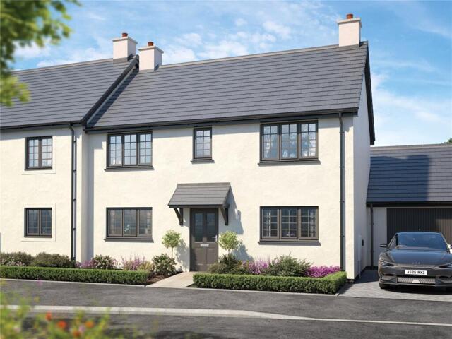 House for sale in Newquay, Cornwall