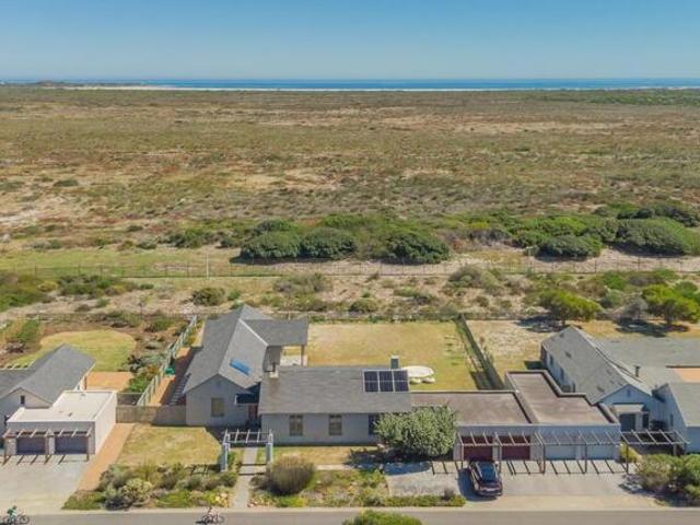 House for sale in Noordhoek, Western Cape