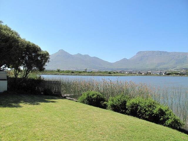 House for sale in Noordhoek, Western Cape