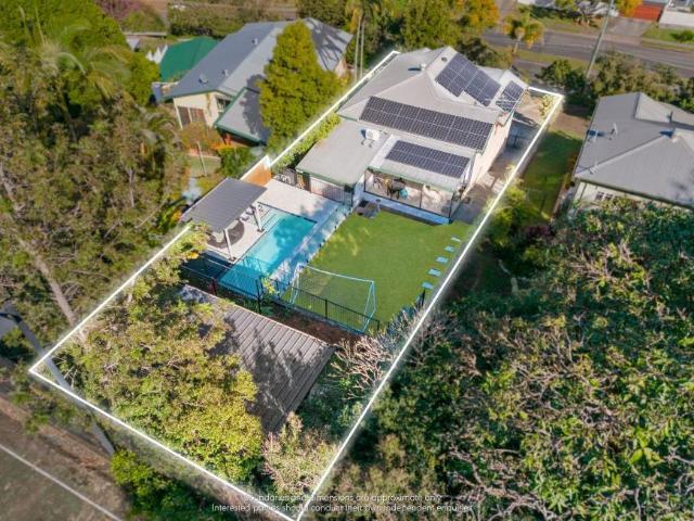 House for sale in Norman Park, Greater Brisbane