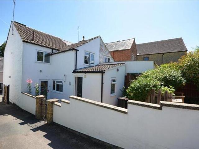 House for sale in Raunds