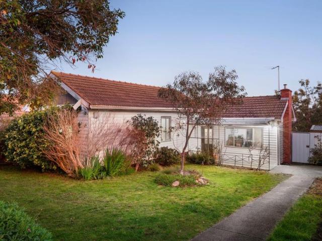 House for rent in Oak Park, Melbourne