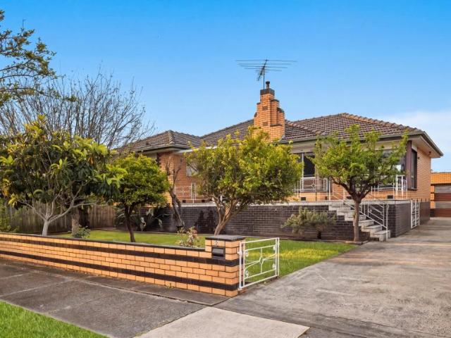 House for sale in Oakleigh East, Melbourne