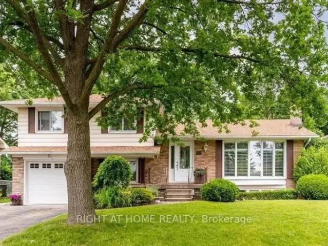House for rent in Oakville, Ontario