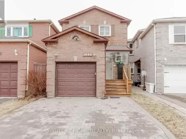 House for rent in Oakville, Ontario