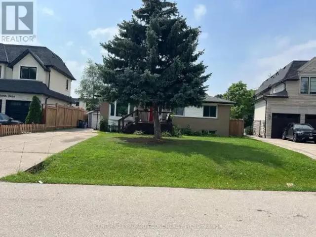 House for rent in Oakville, Ontario