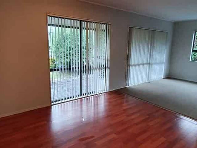 House for rent in Mount Wellington, Oroua County