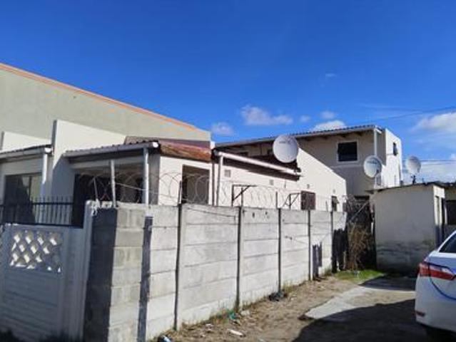 House for sale in Delft, Western Cape