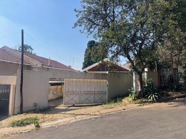 House for sale in Vosloorus, Gauteng