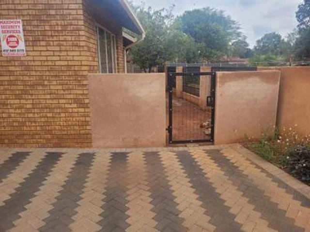 House for sale in Akasia, Gauteng