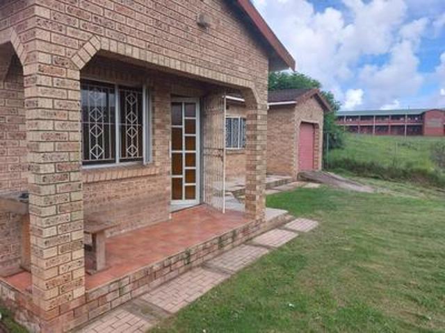 House for sale in Chatsworth, eThekwini Metropolitan Municipality