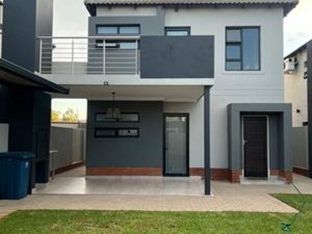House for sale in Waterkloof, Gauteng