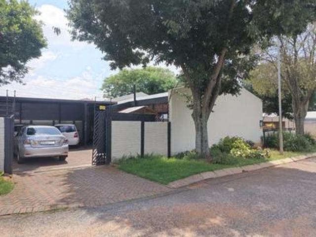 House for sale in Nooitgedacht, Gauteng