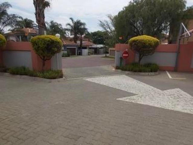 Townhouse for sale in Ekurhuleni, Gauteng