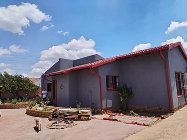 House for sale in Johannesburg, City of Johannesburg Metropolitan Municipality