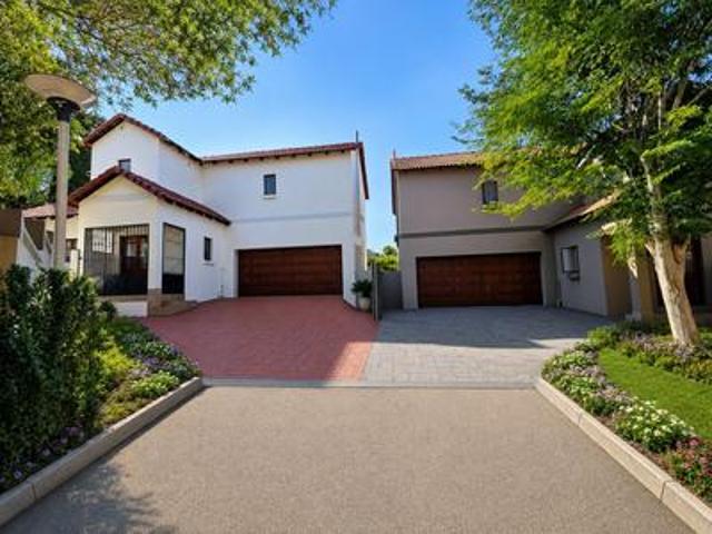 House for sale in Waterkloof, Gauteng