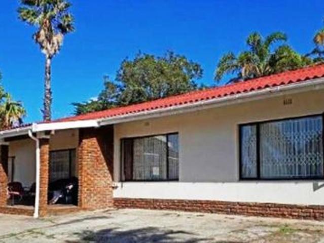 House for sale in Ugu District Municipality, Kwazulu-natal