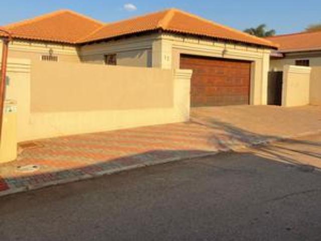 House for sale in Akasia, Gauteng