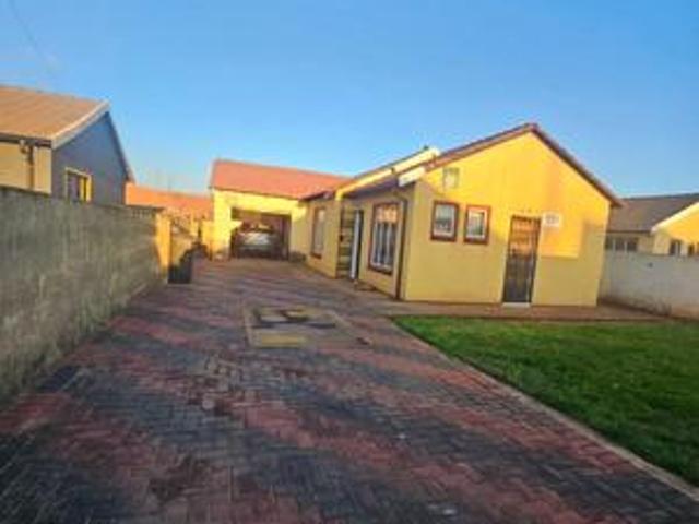 House for sale in Soweto, Gauteng
