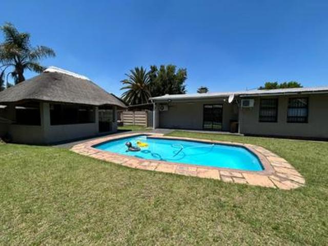 House for sale in Oranjeville, Free State