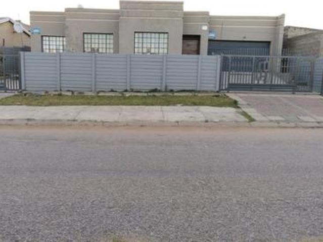 House for sale in Tembisa