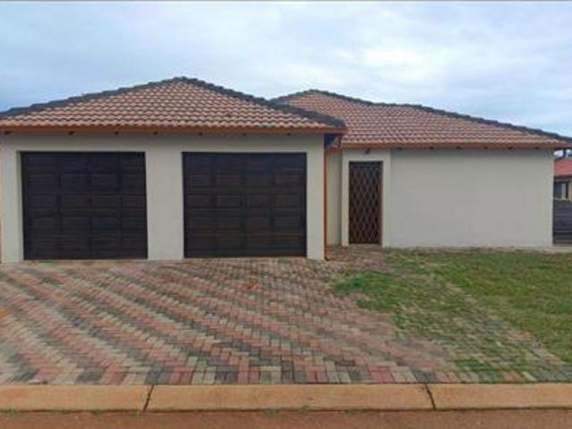 House for sale in Akasia, Gauteng