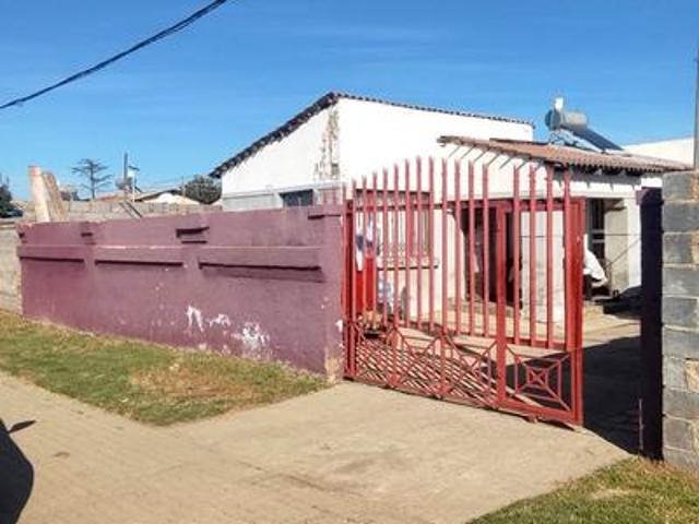 House for sale in Kagiso, Gauteng