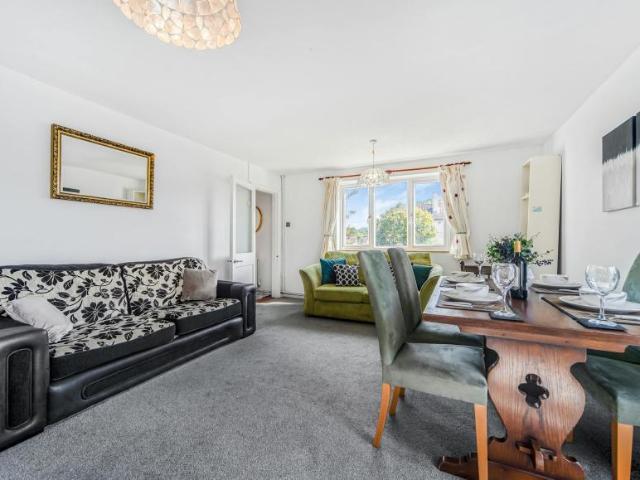 House for rent in Town Furze, The Slade