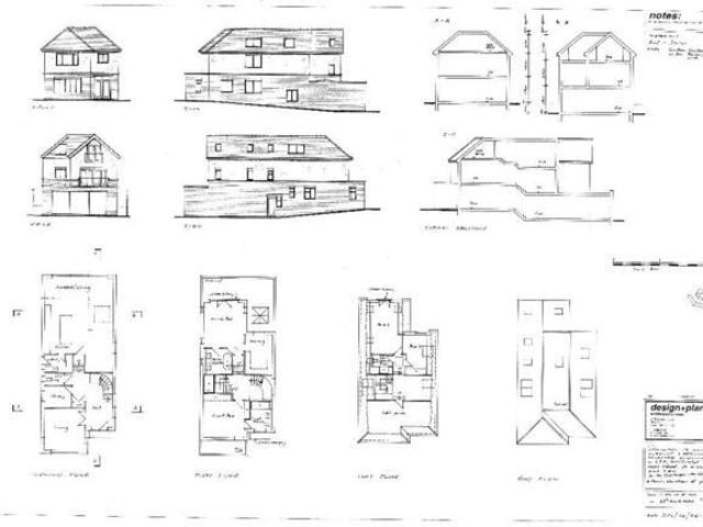 House for sale in How Wood, Five Acres