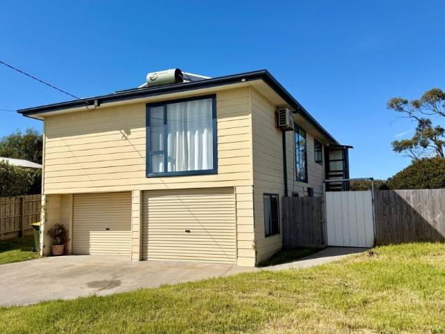 House for rent in Pioneer Bay, Bass Coast Shire
