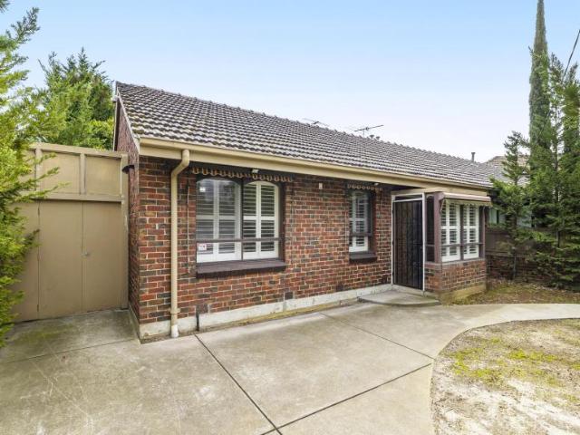 House for sale in Garden City, Melbourne