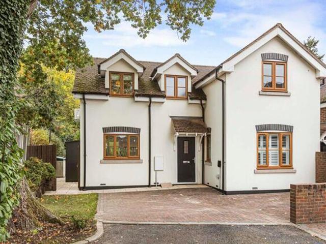 House for sale in Potters Bar, Isle Of Man