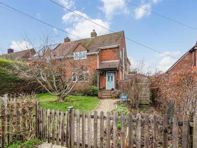 House for sale in Barton Stacey, Hampshire