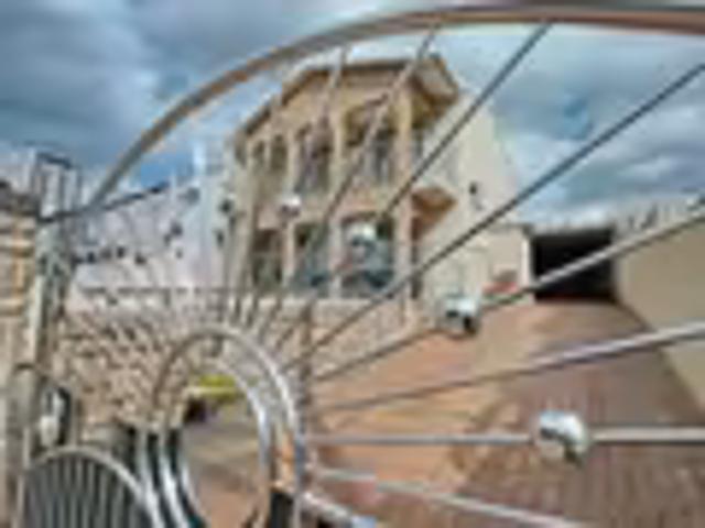 House for sale in Phoenix, Kwazulu-natal