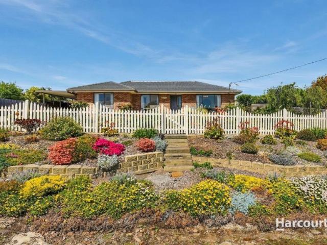 House for sale in Richmond, Hobart