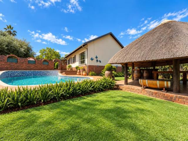 House for sale in Rietvallei, Mogale City Local Municipality