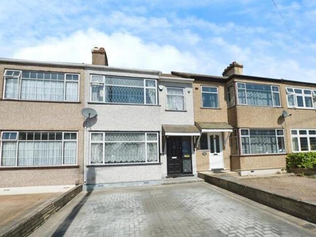 House for sale in Romford, Havering